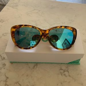 Brand new Goodr no slip sunglasses cat eye style